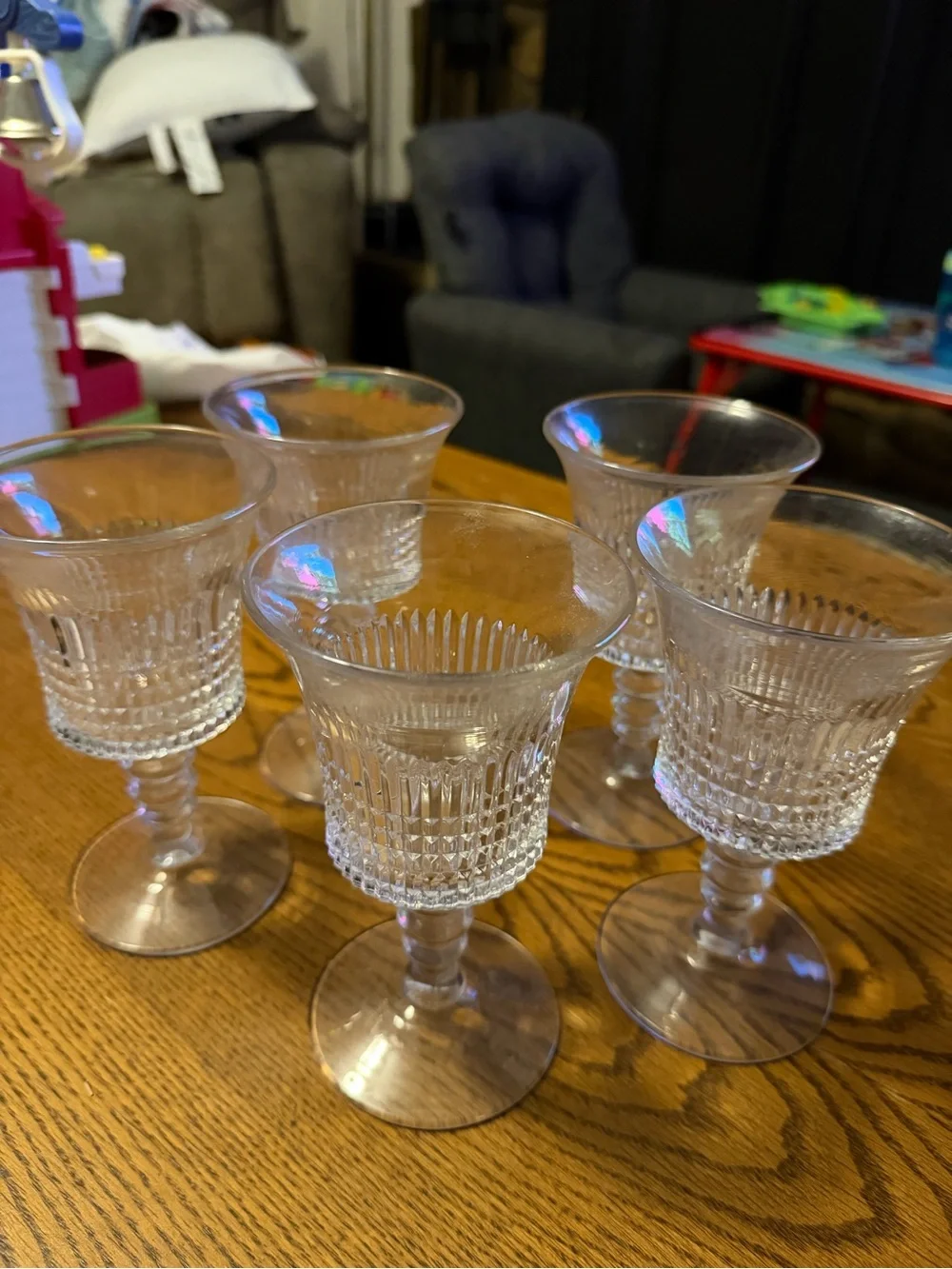 Fenton, Federal Inn, set of 5 wine glasses